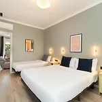 Santini Apartment By Olala Homes